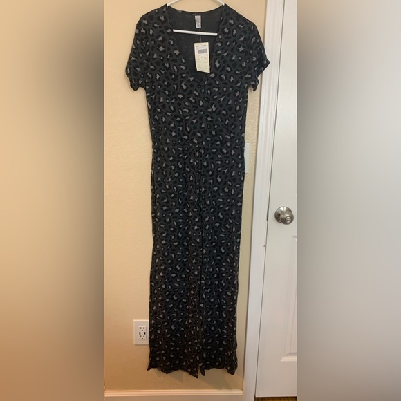 ALTERNATIVE - Picture 6 of 15